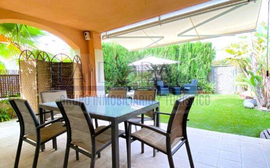 R6013 – ¡Adosado esquinero para entrar a vivir en La Llosa!