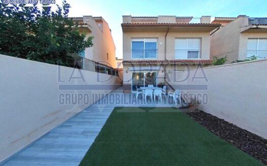 Magnifico adosado en alquiler anual