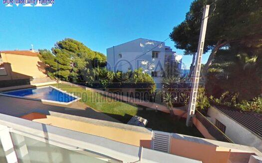 R1201 a menos de 100m de la playa.