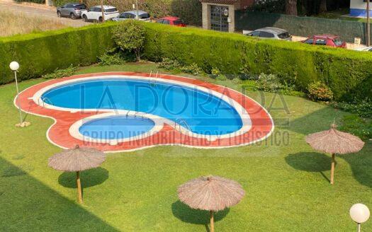 R6168 – Encantador piso con terraza y vistas al Mar –  VENDIDO EN 7 DÍAS.