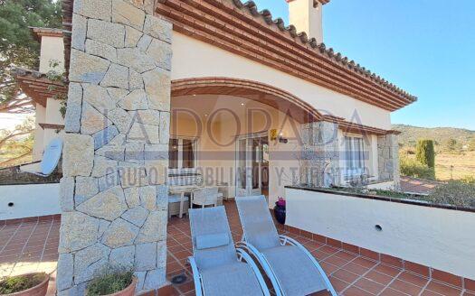 R1259 Espectacular piso con vistas al mar en el Golf de Bonmont