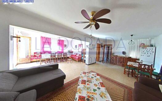 1262- Piso de 4 habitaciones a 200 m de la playa