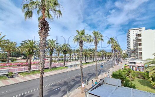 R6220 Espectacular piso vista al mar en el paseo de Salou